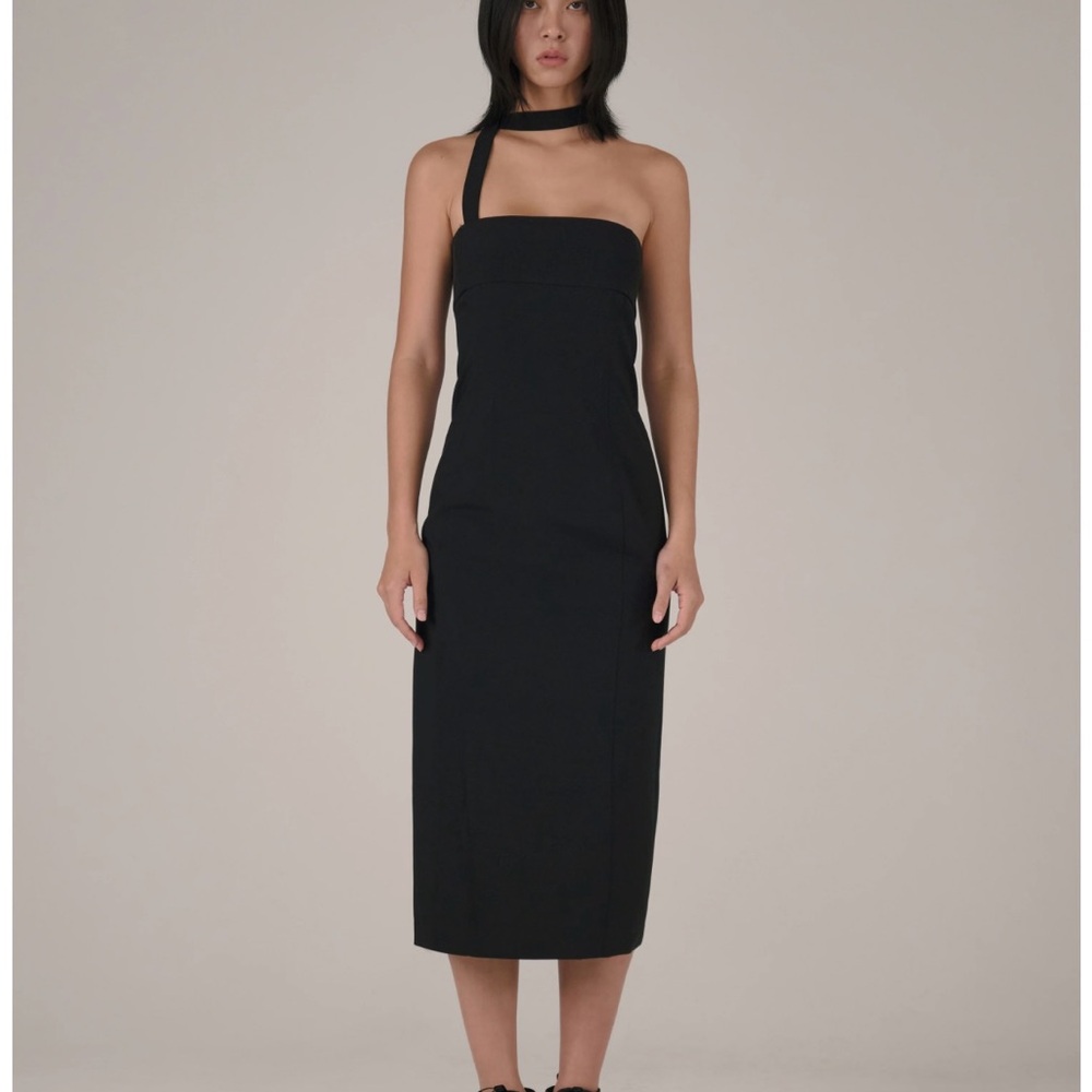Hyein Seo Black One Shoulder Sheath Cocktail Dress